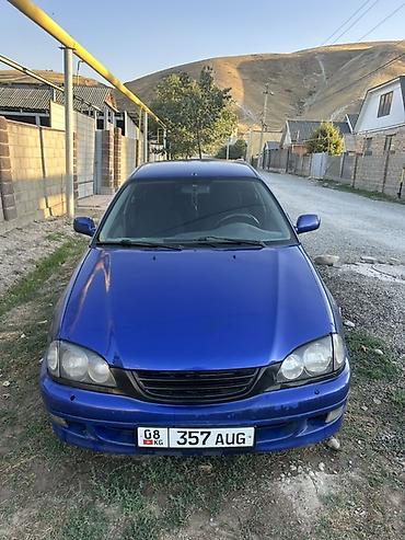 Toyota Avensis: 1999 г., 1.6 л, Механика, Бензин, Седан at lalafo.kg Toyota Avensis: 1999 г., 1.6 л, Механика, Бензин, Седан