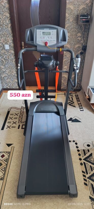 Qaçış trenajorları: Jkexer firmasının qara rəngli qaçış trenajoru 550 azn ceki olaraq 100