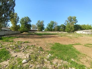 Продажа складов и мастерских: Продаётся угловой участок под склад/База производство Площадь: 76 — 18