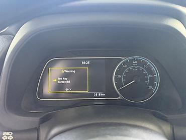 lada 9: Nissan Leaf: 2023 г., Автомат, Электромобиль, Хэтчбэк — 7