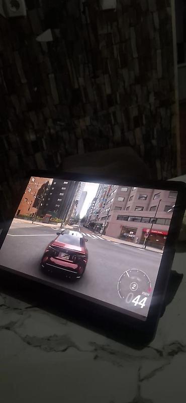 canon lbp6000b: Игровой монитор / портативный экран большого формата. На фото — 1