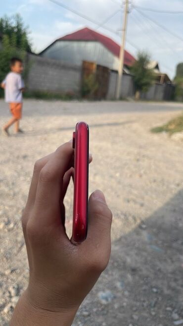 поко м5 бу: IPhone Xr, Б/у, 64 ГБ, Красный, 79 %