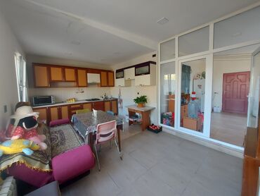 Bağ evlərinin satışı: Saray, 250 kv. m, 9 otaq, Hovuzlu, Qaz, İşıq, Kanalizasiya — 9