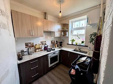Продажа коттеджей и домов: 🏡 ПРОДАЁТСЯ ДОМ для семьи 📍 Район: Арча-Бешик 📐 Площадь участка: 4 — 11