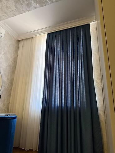 Дом и сад: Göy pərdə + ağ tül dəsti — 150 AZN Köçlə əlaqədar satılır. Tünd göy — 2