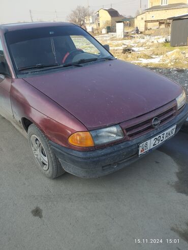 Opel: Opel Astra: 1992 г., 1.4 л, Механика, Бензин, Хэтчбэк