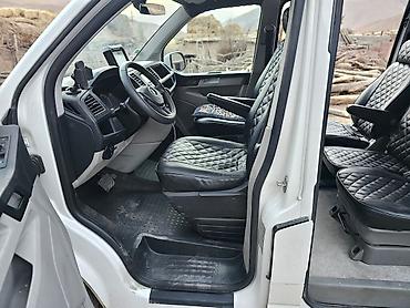 Volkswagen: Volkswagen Transporter: 2018 г., 2 л, Типтроник, Дизель, Минивэн — 5