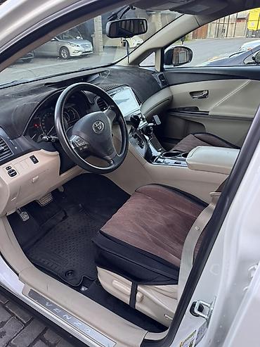 тайота в: Toyota Venza: 2009 г., 2.7 л, Автомат, Бензин, Кроссовер — 10