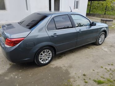 Iran Khodro: Iran Khodro : 1.7 l | 2022 il 93000 km Sedan