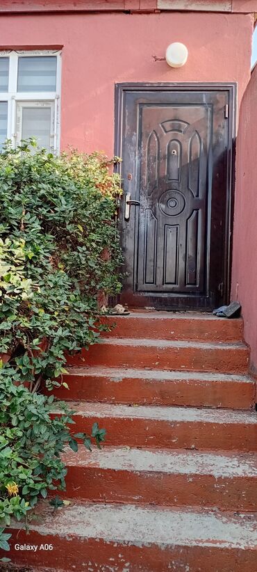 Həyət evləri və villaların satışı: 8 otaq, 450 kv. m, Kredit yoxdur, Orta təmir -da lalafo.az — 10 Həyət evləri və villaların satışı: 8 otaq, 450 kv. m, Kredit yoxdur, Orta təmir — 10