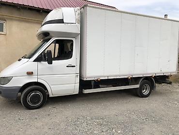 Коммерческий транспорт: Грузовой фургон Mercedes-Benz Sprinter (кабина + изотермический — 4