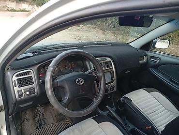 2 9 тди: Toyota Avensis: 2002 г., 2 л, Кол менен иштөөчү, Дизель, Лифтбек — 7