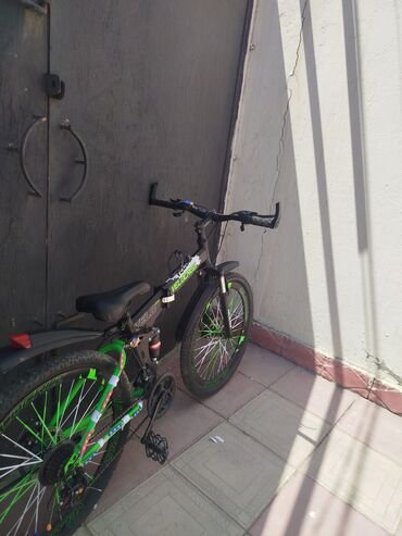 Digər nəqliyyat: Model :velo cruz telofon nömrəsi :0556003623 qiymət:220azn 26lığdır