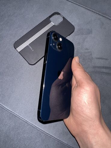 Apple iPhone: IPhone 13, 128 ГБ, Чехол — 8