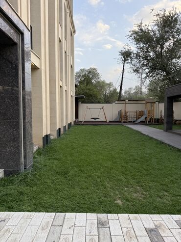 Продажа квартир: 4 комнаты, 156 м², Элитка, 4 этаж, ПСО (под самоотделку)