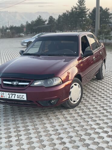 Daewoo: Daewoo Nexia: 2012 г., 1.6 л, Механика, Бензин, Седан