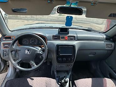 Унаа: Honda CR-V: 2001 г., 2 л, Кол менен иштөөчү, Бензин, Кроссовер — 5