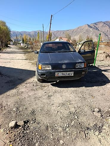 прикуриватель для авто: Volkswagen Passat: 1992 г., 2 л, Механика, Бензин, Седан — 4