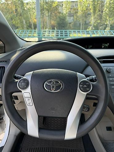 prius 30: Toyota Prius: 2014 г., 1.8 л, Гибрид, Хэтчбэк — 6