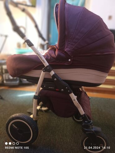 элитные детские коляски: Коляска, цвет - Фиолетовый, Б/у