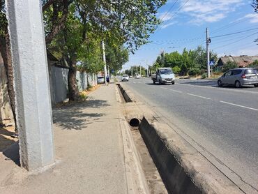 сдаю дом под цех: 80 кв. м, 4 бөлмө, Балкон айнектелген, Унаа токтотуучу жай, Забор, тосулган