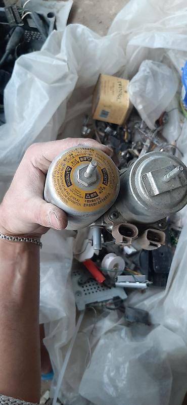2 ci el guzgu: Abs sef etmiremsa toyota agua madelidi . Isleyib islemediyni bilmirem — 4