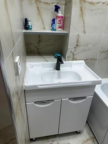 1: 1 комната, 42 м², 1 этаж — 9