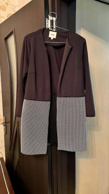 pencekler qadin ucun: Razmer M,L . Qiymət 15 azn