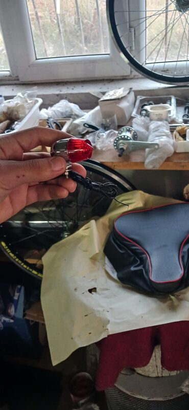 Velosiped ehtiyyat hissələri: Məhsul: Velosiped ehtiyat hissələri və aksesuarları Təsvir: - — 19