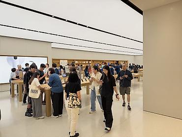 15 про 512 гб цена: IPhone 18 Pro, Новый, 256 ГБ, Бордовый, Кабель — 3