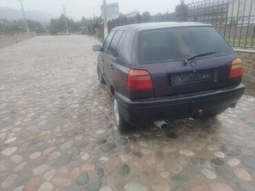 срочно срочно продам машину: Volkswagen Golf: 1993 г., 1.6 л, Механика, Бензин, Хэтчбэк
