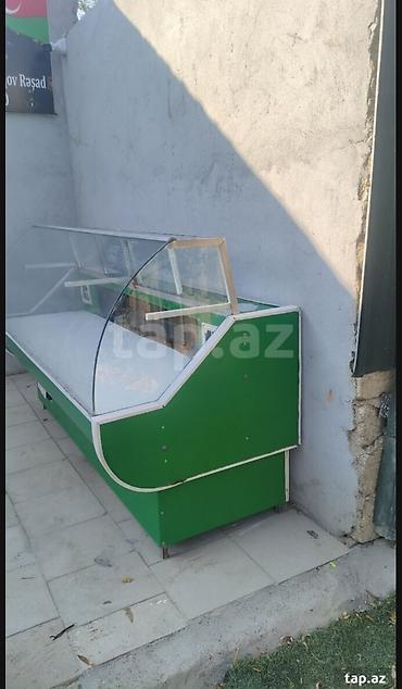 Оборудование для бизнеса: Soyuducu vitrin marketdə işlənilib süper soyuduculuğ verir qazı — 3