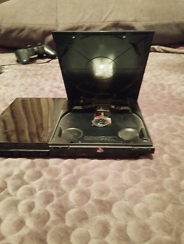 PS2 & PS1 (Sony PlayStation 2 & 1): Playstation 2:В чорном цвете:карта памяти на 64 mb:один — 8