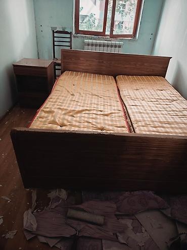 Yataq otağı mebel dəsti Tərkibi: İki neferlik çarpayı, iki hisseli