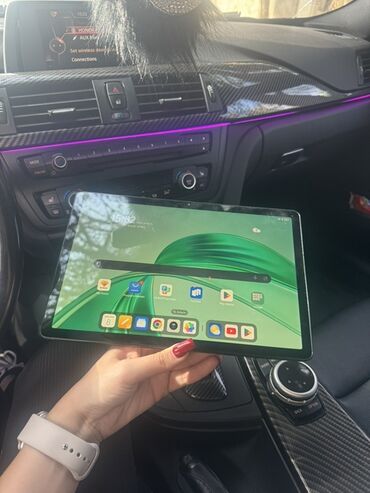 Modio: Honor planşet( Pad x8A) space gray 64 yaddaş 4 ram yenidi demek olar