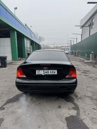 Ford: Ford Focus: 2002 г., 1.8 л, Механика, Бензин, Седан — 2