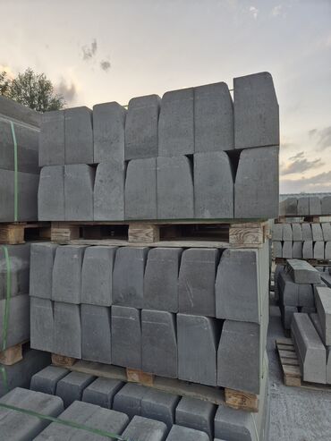 Дорожные бордюры: Дорожный бордюр, Прессованный, Бетонный, Новый — 4