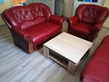 ugaone garniture u p: Garnitura za dnevnu sobu – kožni set u bordo/crvenoj boji - Sastav — 1