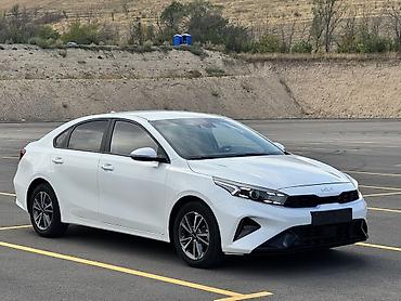 byd d1: Kia Cerato: 2022 г., 1.6 л, Автомат, Бензин, Седан — 1