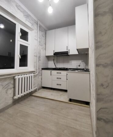 Продажа квартир: 1 комната, 33 м², 105 серия, 4 этаж, Евроремонт