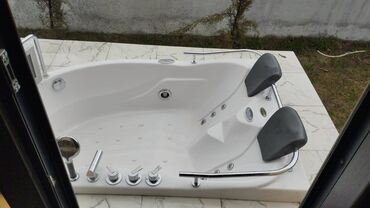 Günlük kirayə evlər: 120 kv. m, 4 otaqlı, Kanalizasiya, Kombi, Qaz — 18