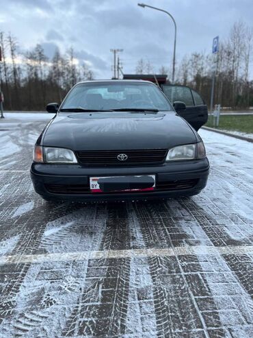 Toyota: Toyota Carina E: 1995 г., 1.6 л, Механика, Бензин, Седан