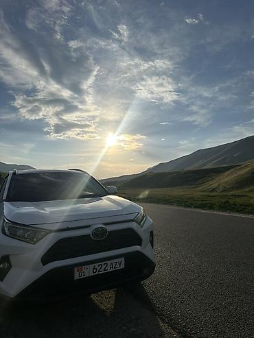 дикироген бишкек: Toyota RAV4: 2020 г., Кроссовер — 1