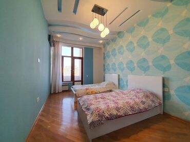 Uzunmüddətli kirayə mənzillər: Səbail rayonu, Üzeyir Hacıbəyov küçəsi, "Port Baku" ilə üzbəüz — 16