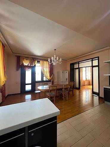 Продажа коттеджей и домов: 5 и более комнат, 630 м², 8 соток, Бишкек, Ата-Тюрк парк — 12