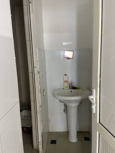 Digər kommersiya daşınmaz əmlakı: Obyekt Yasamalda yerləşir icarəyə verilir. Yol kənarıdır, İnsanların — 6