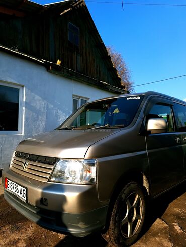 Honda: Honda Stepwgn: 2001 г., 2 л, Автомат, Бензин, Минивэн