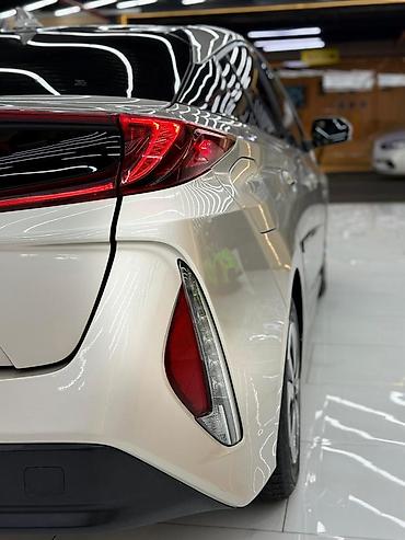 Toyota: Toyota Prius: 2018 г., 1.8 л, Автомат, Электромобиль, Лифтбек — 14