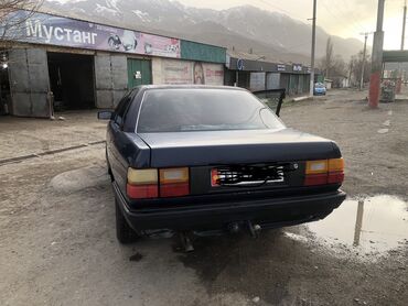 машину ауди: Audi 100: 1988 г., 2.3 л, Механика, Бензин, Седан