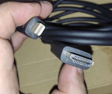 Другие аксессуары для ТВ: Кабель Amazon basics HDMI папа на miniDisplayport папа, длинна 1.8м